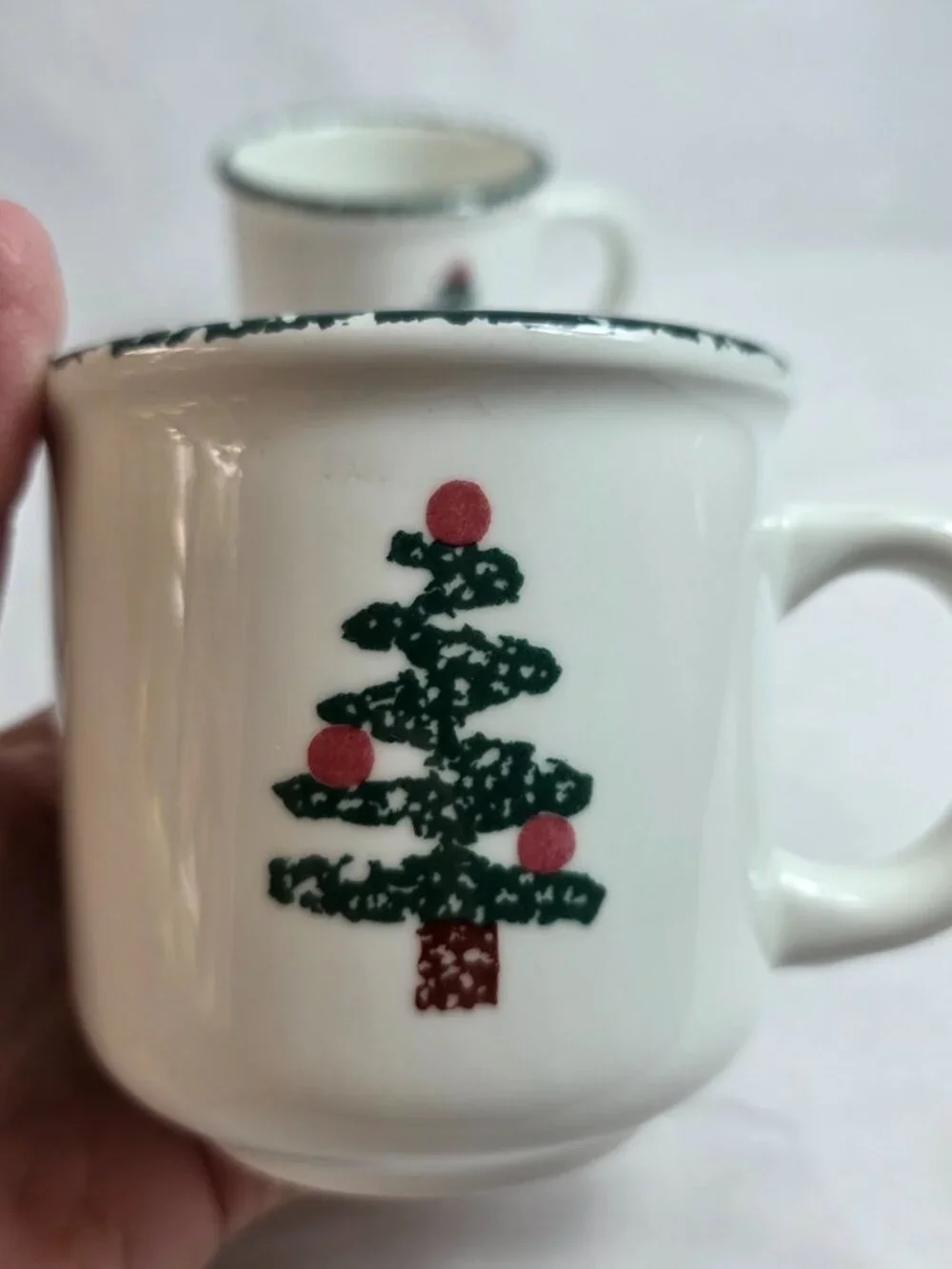 TWO Furio Christmas Tree Coffee Cups Mugs Green Sponge Tree & Edge Made in Italy